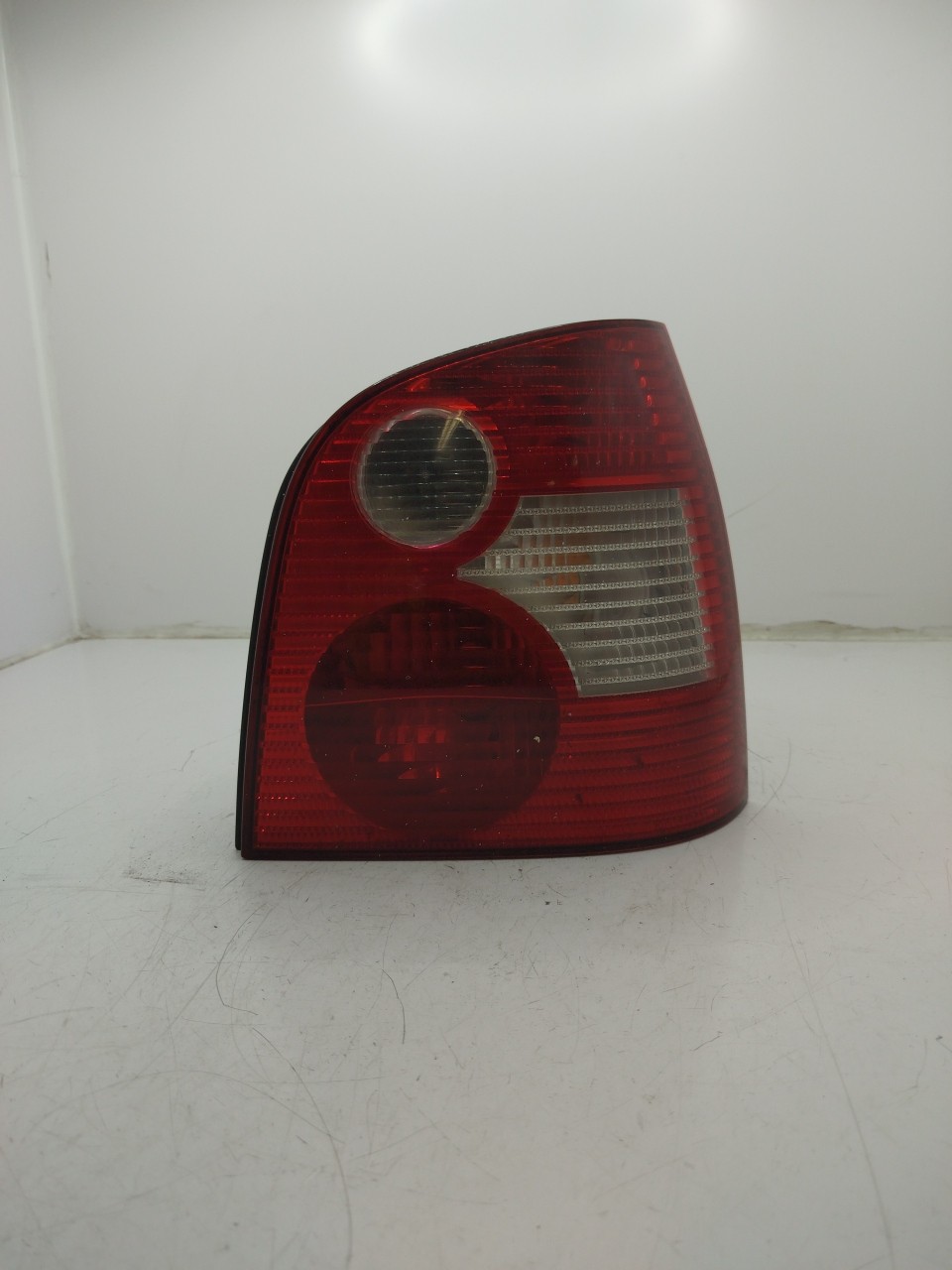 Farolim Stop Dto VOLKSWAGEN POLO  de 2001 a 2014