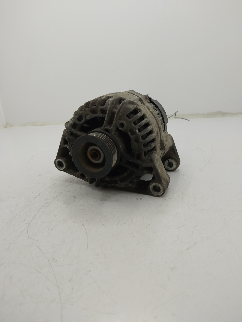 Alternador OPEL CORSA D  de 2006 a 2014