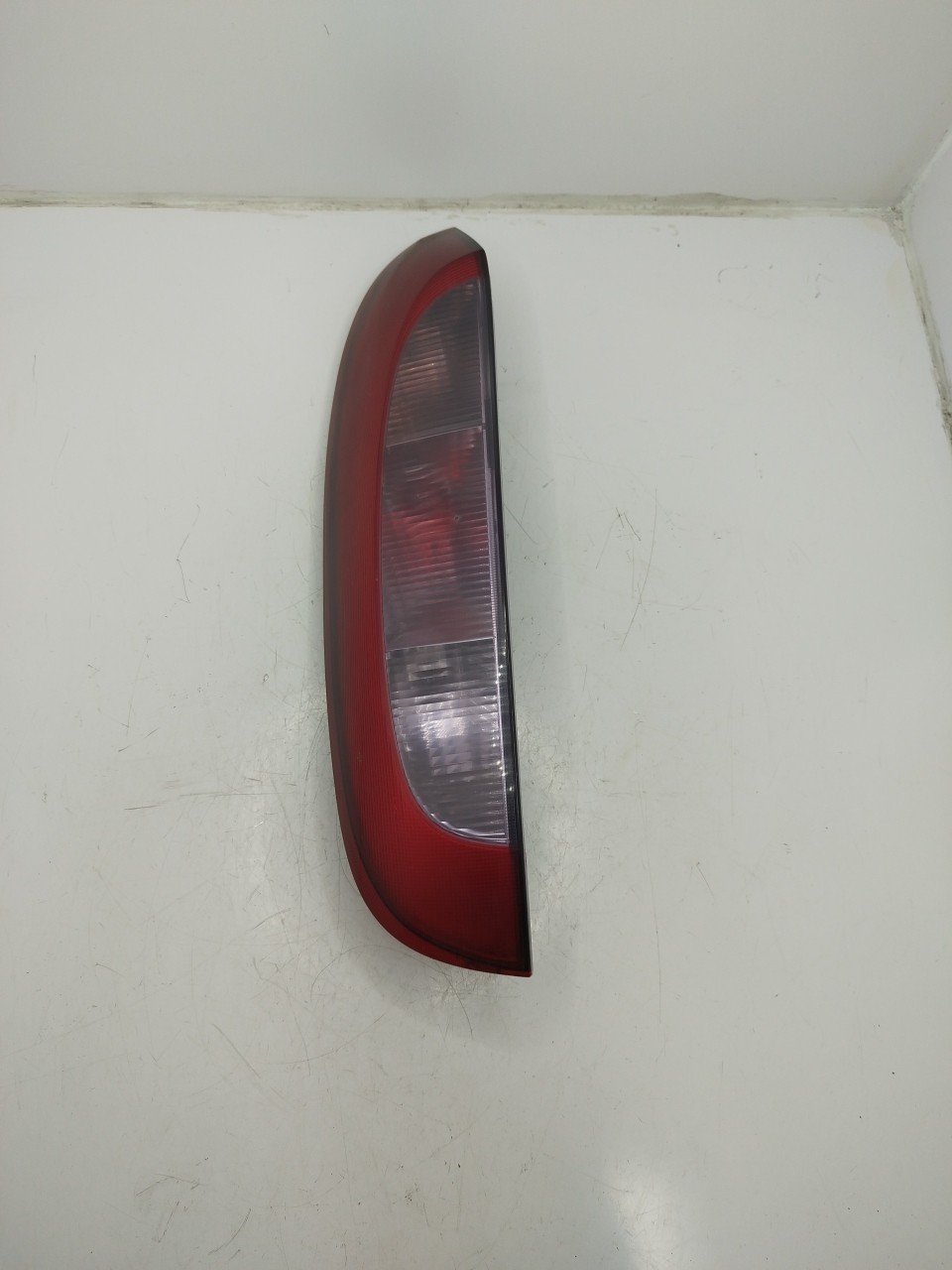 Farolim Stop Esq OPEL CORSA C  de 2000 a 2009