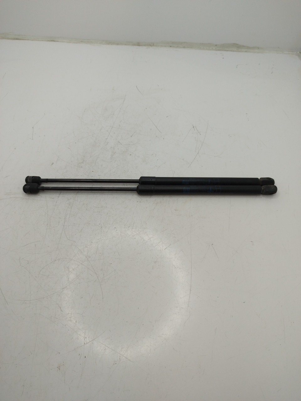 Amortecedor porta da mala OPEL CORSA C  de 2000 a 2009