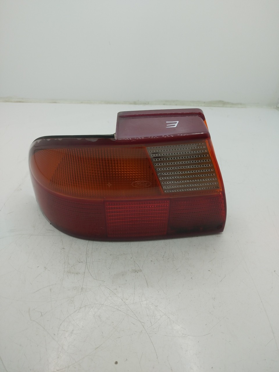 Farolim Stop Esq FORD MONDEO I  de 1993 a 1996