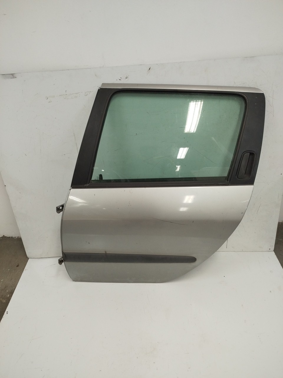 Porta Tras ESQ PEUGEOT 206 SW  de 2002 a 0