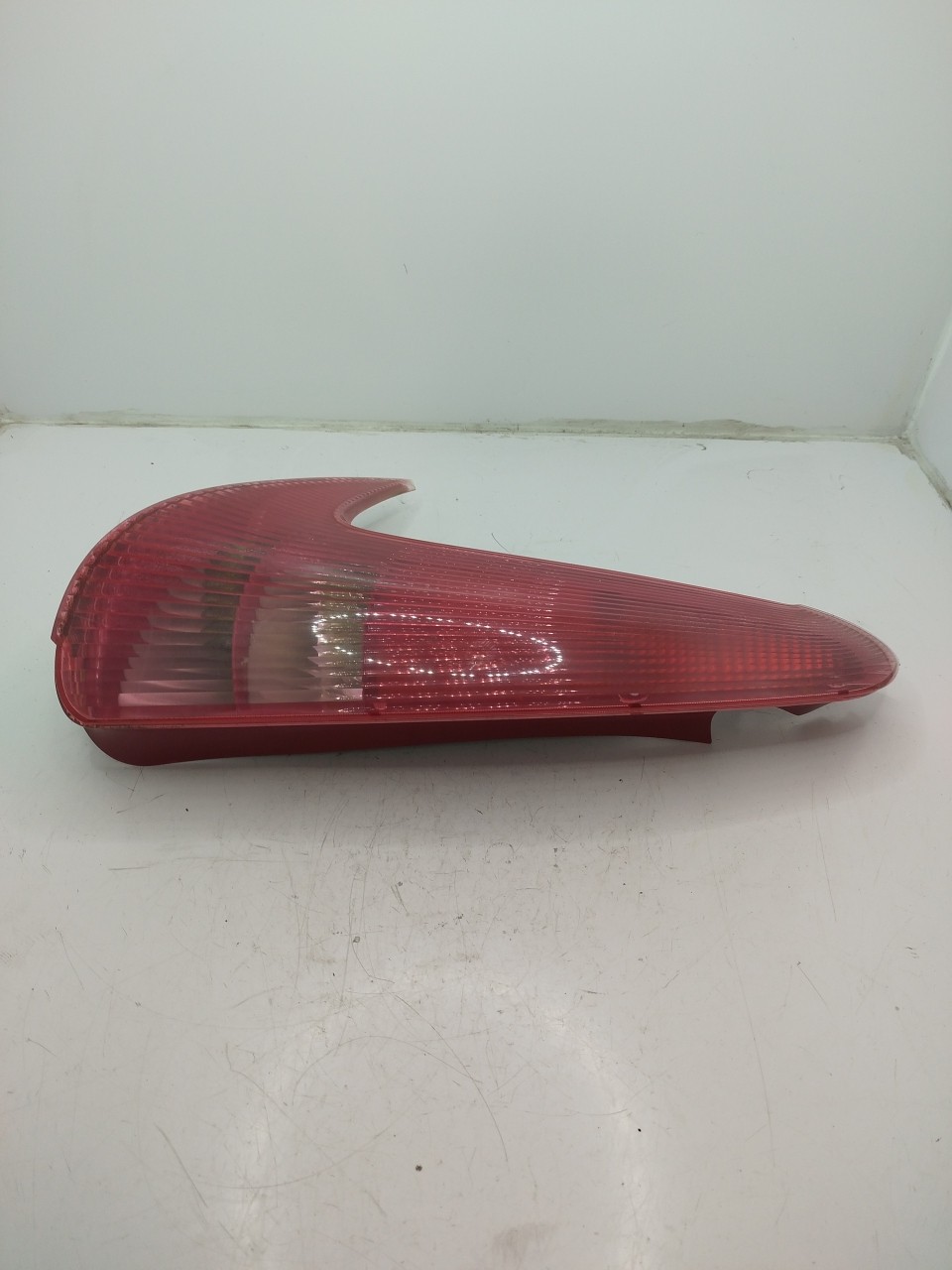 Farolim Stop Esq PEUGEOT 206 SW  de 2002 a 0