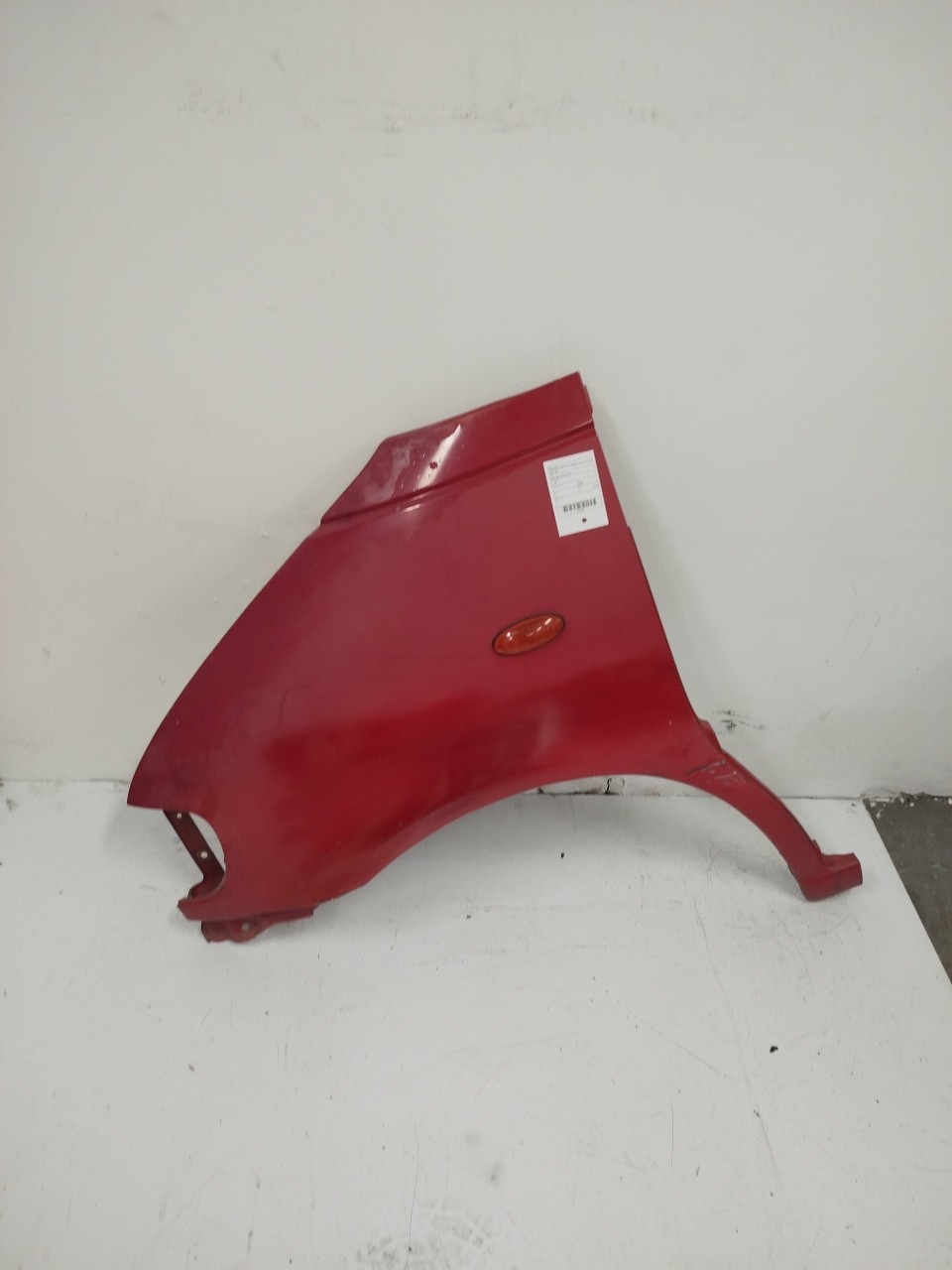 Guarda Lamas Esq NISSAN VANETTE CARGO Caixa  de 1994 a 2002