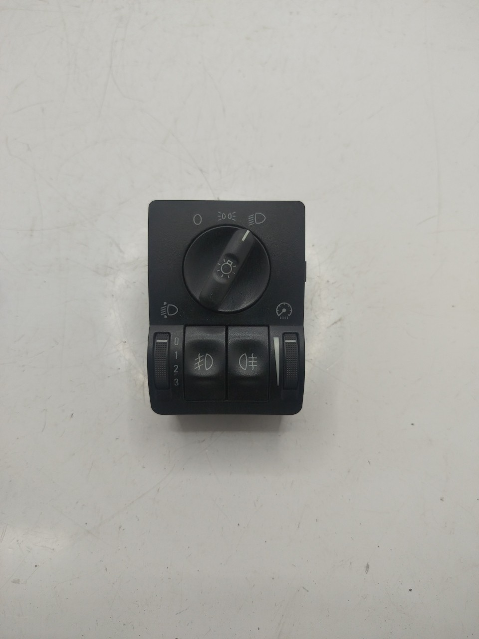Botão / Interruptor de Luzes OPEL CORSA C  de 2000 a 2009