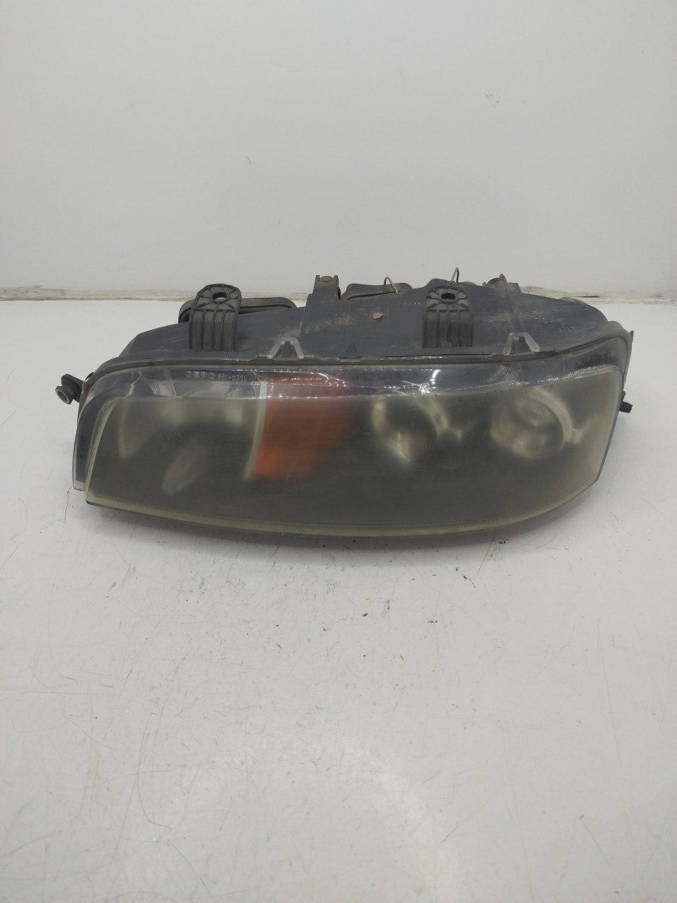 Farol/ Otica Dianteiro ESQ FIAT PUNTO  de 1999 a 2012