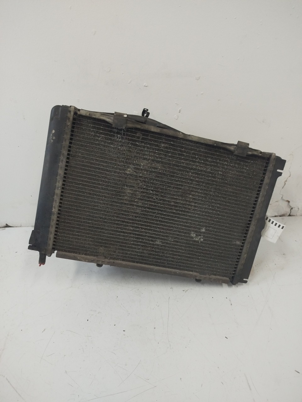Radiador da água MERCEDES-BENZ TRÊS VOLUMES  de 1984 a 1993