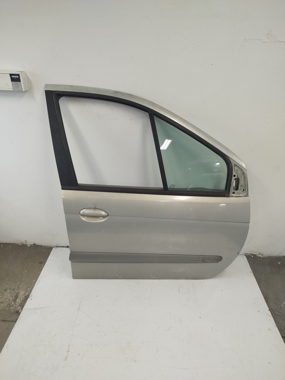 Porta Frente Dto RENAULT MEGANE Scenic  de 1996 a 2001