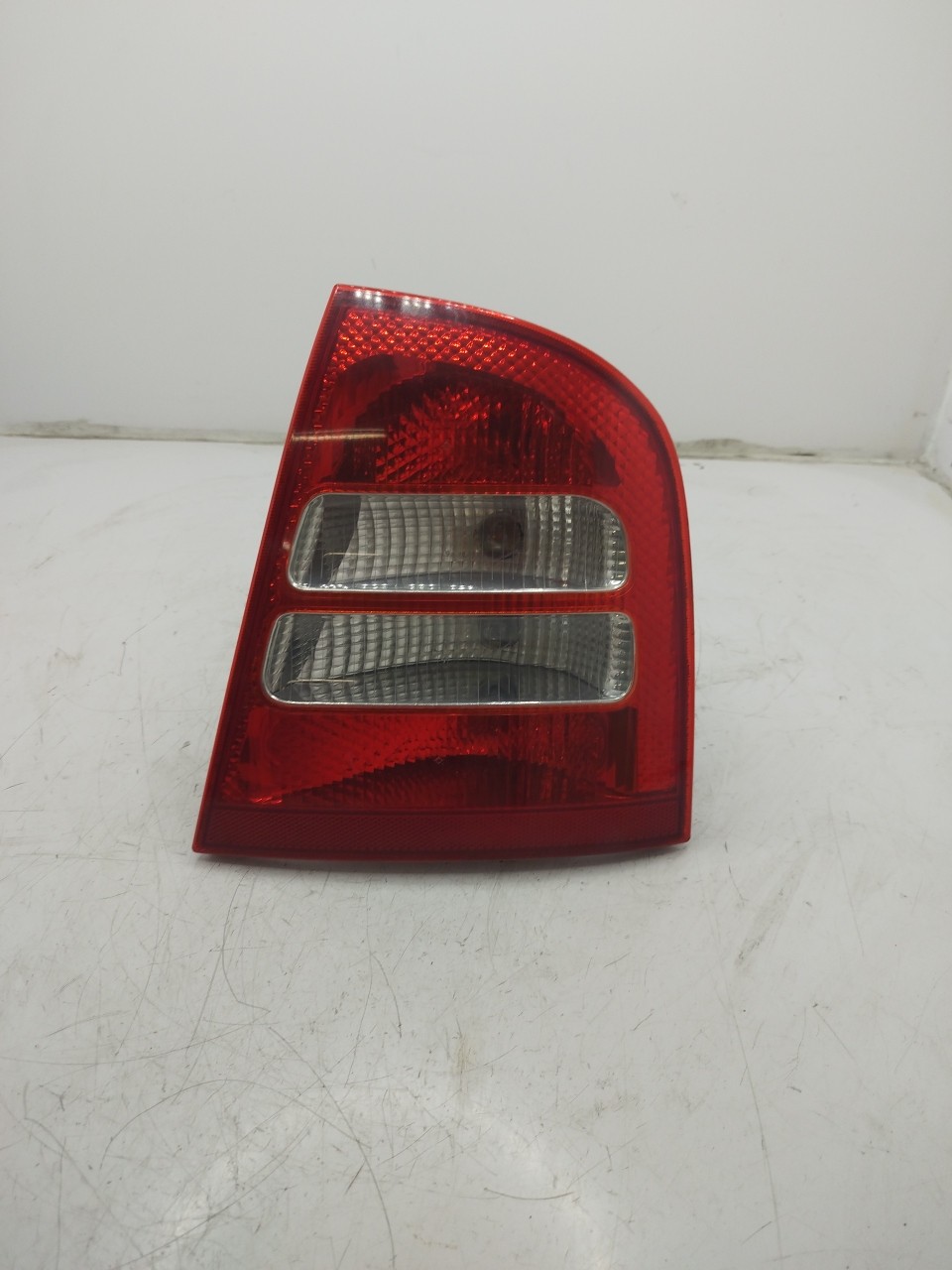 Farolim Stop Dto SKODA OCTAVIA I  de 1996 a 2010