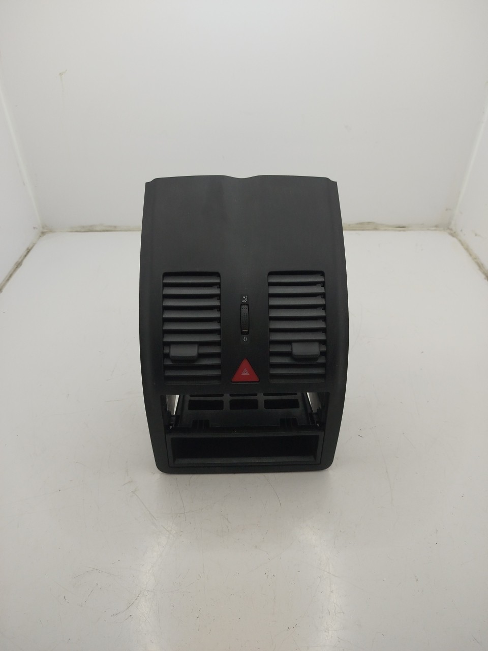 Moldura do Consola Central VOLKSWAGEN POLO  de 1994 a 1999