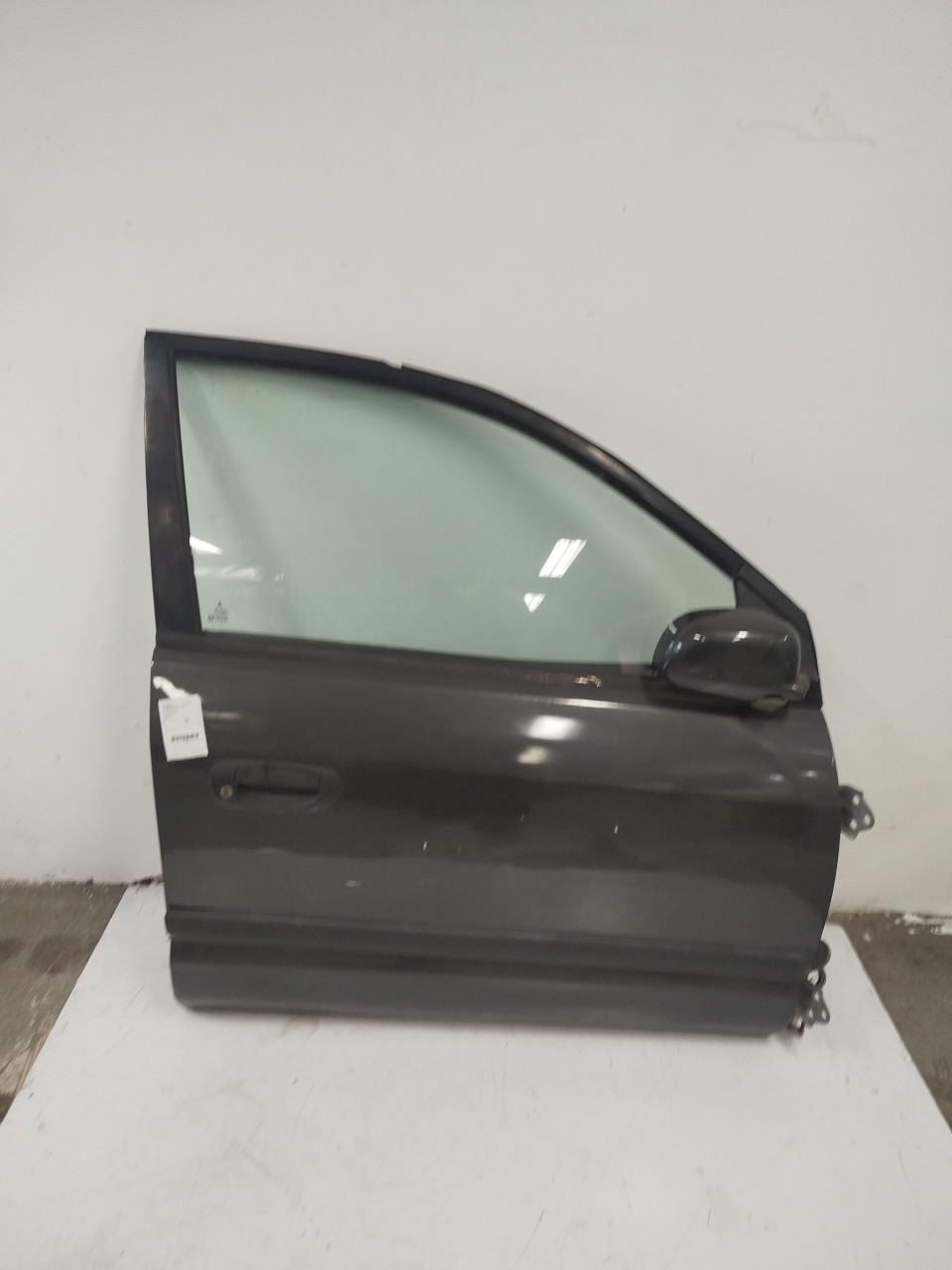 Porta Frente Dto MITSUBISHI SPACE STAR Veículo multiuso  de 1998 a 2004