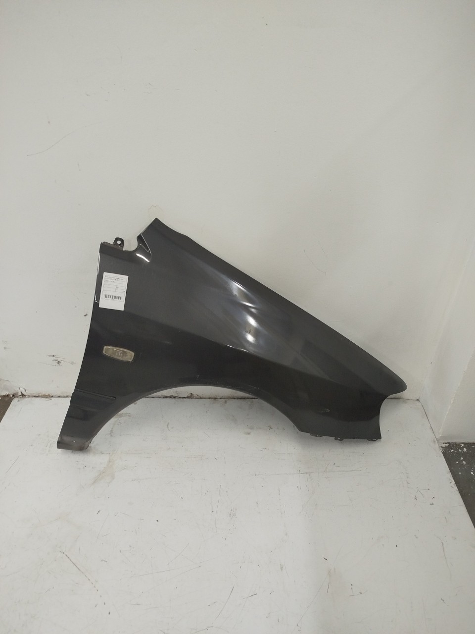 Guarda Lamas Dto MITSUBISHI SPACE STAR Veículo multiuso  de 1998 a 2004