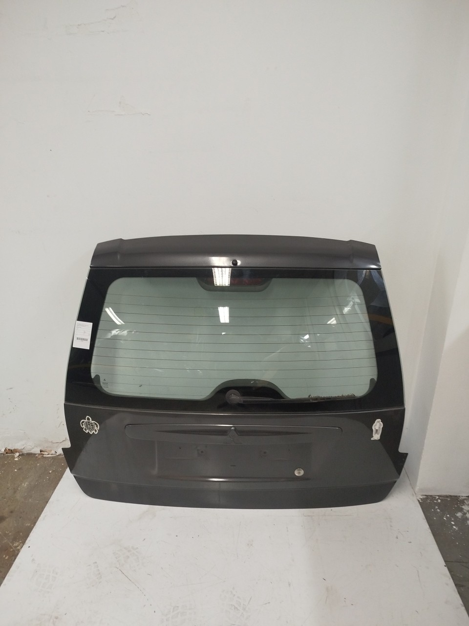 Porta da Mala MITSUBISHI SPACE STAR Veículo multiuso  de 1998 a 2004