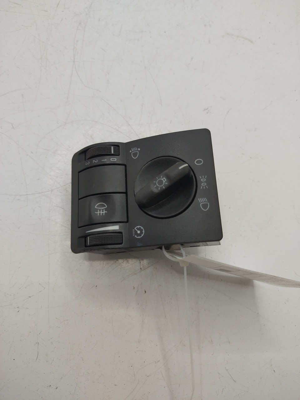 Botão / Interruptor de Luzes OPEL CORSA C  de 2000 a 2009