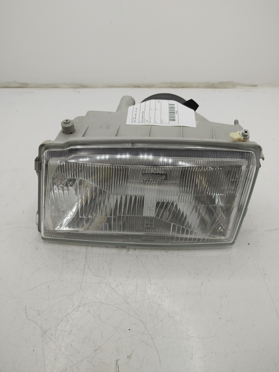 Farol/ Otica Dianteiro ESQ FIAT UNO  de 1983 a 2006