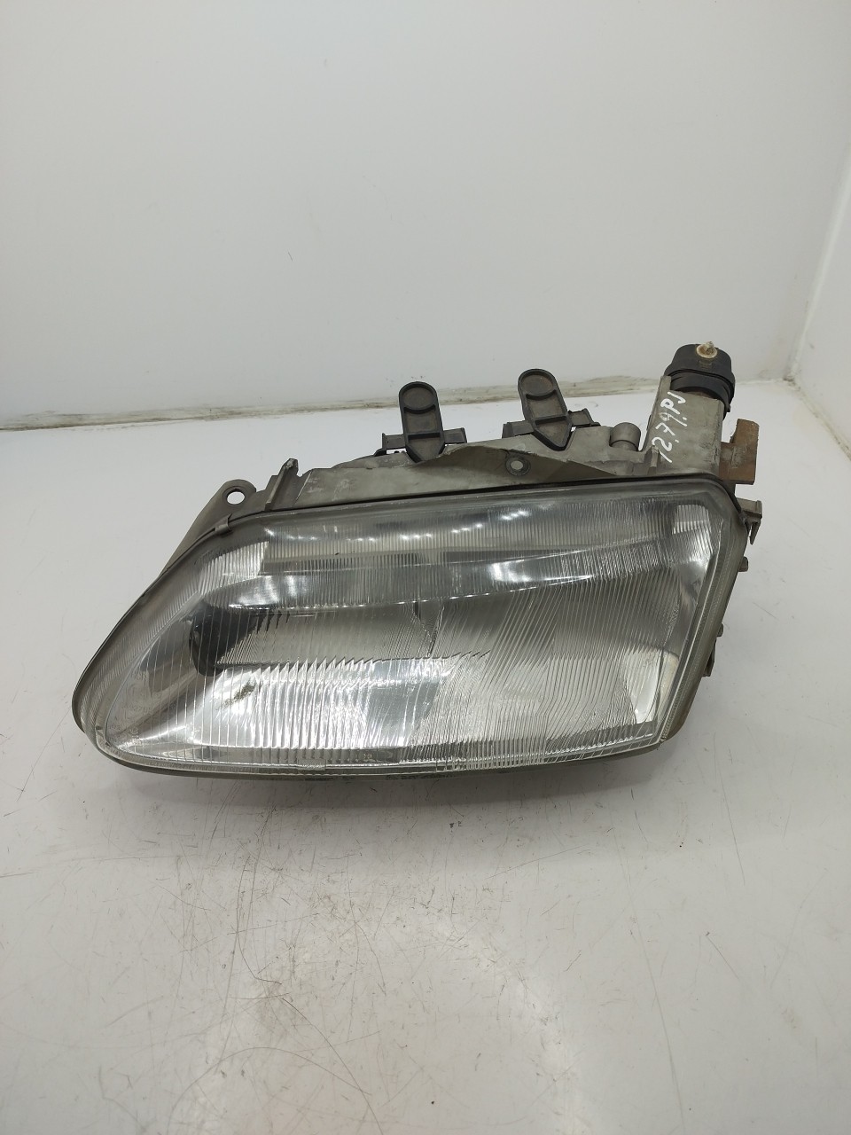 Farol/ Otica Dianteiro ESQ RENAULT ESPACE III  de 1996 a 2002