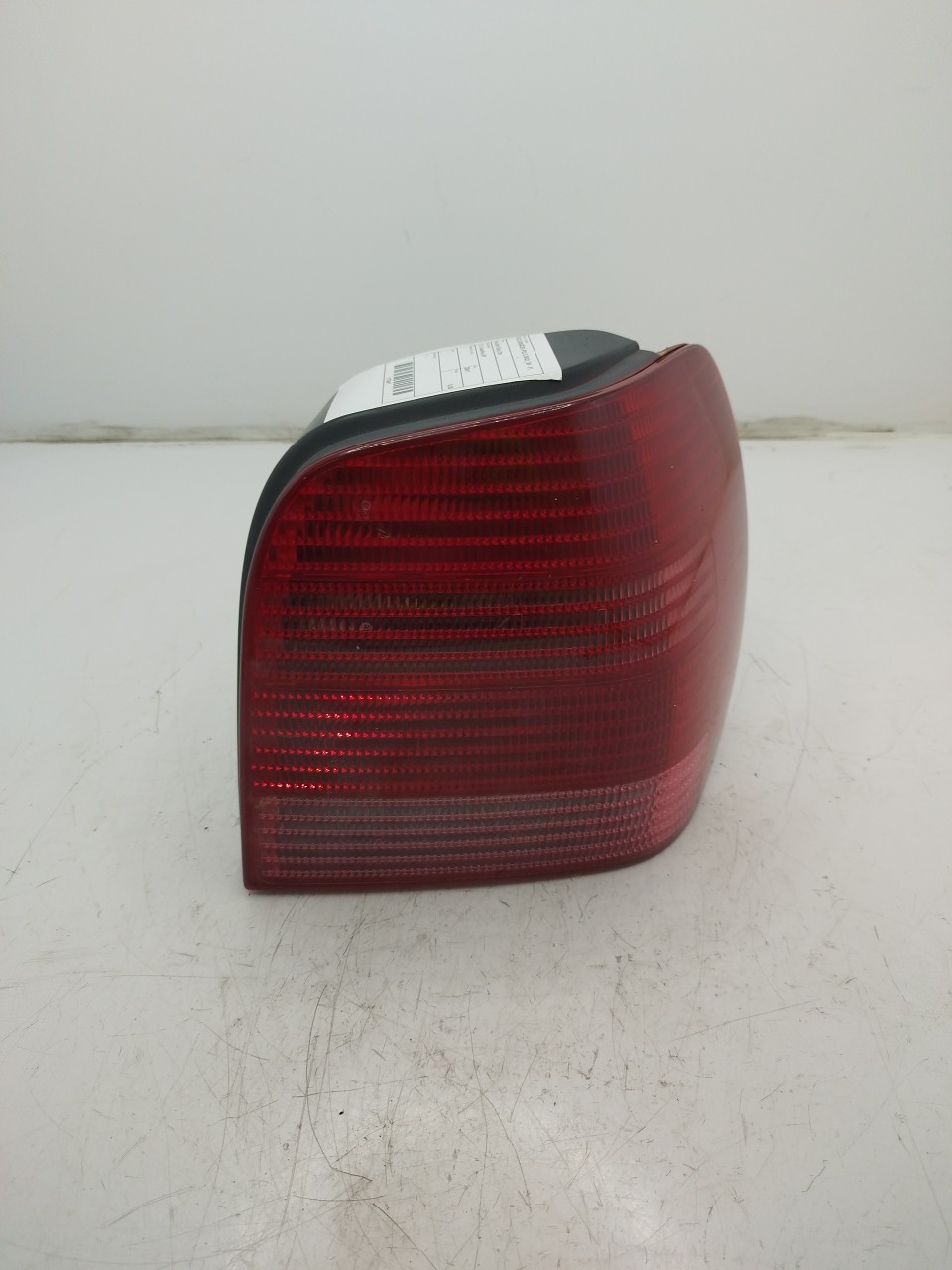 Farolim Stop Dto VOLKSWAGEN POLO  de 1999 a 2001