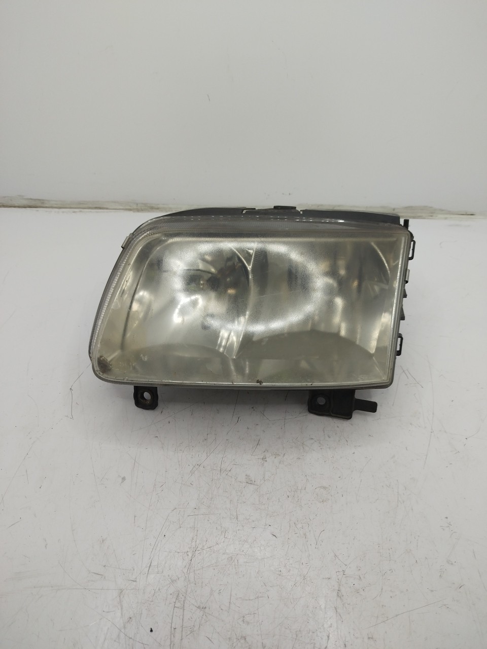 Farol/ Otica Dianteiro ESQ VOLKSWAGEN POLO  de 1999 a 2001