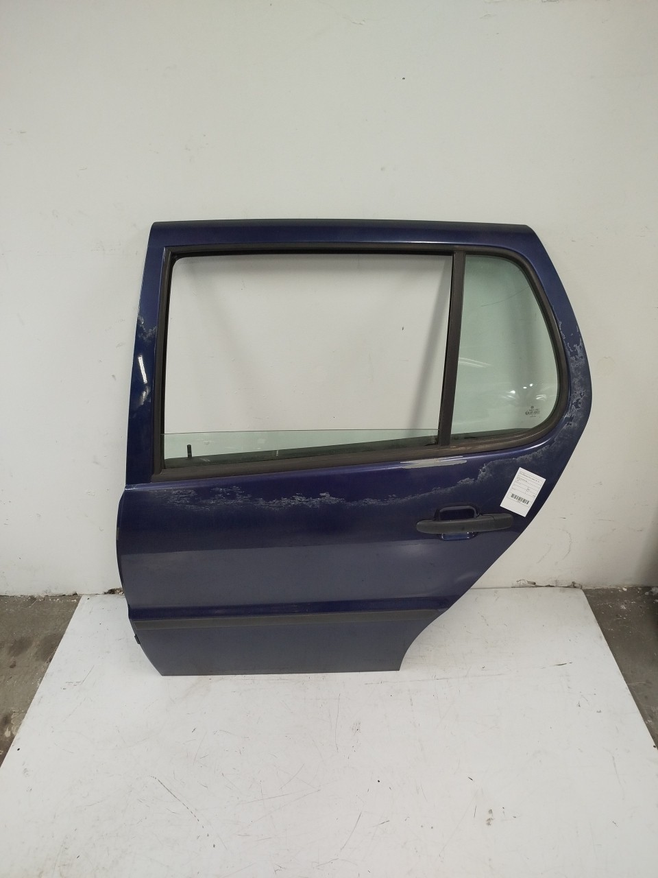 Porta Tras ESQ VOLKSWAGEN POLO  de 1999 a 2001