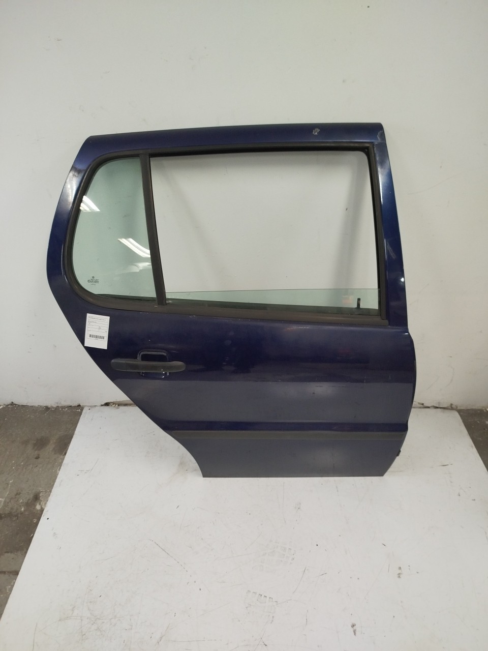 Porta Tras DTO  VOLKSWAGEN POLO  de 1999 a 2001