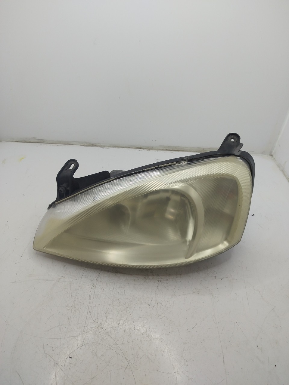 Farol/ Otica Dianteiro ESQ OPEL CORSA C  de 2000 a 2009