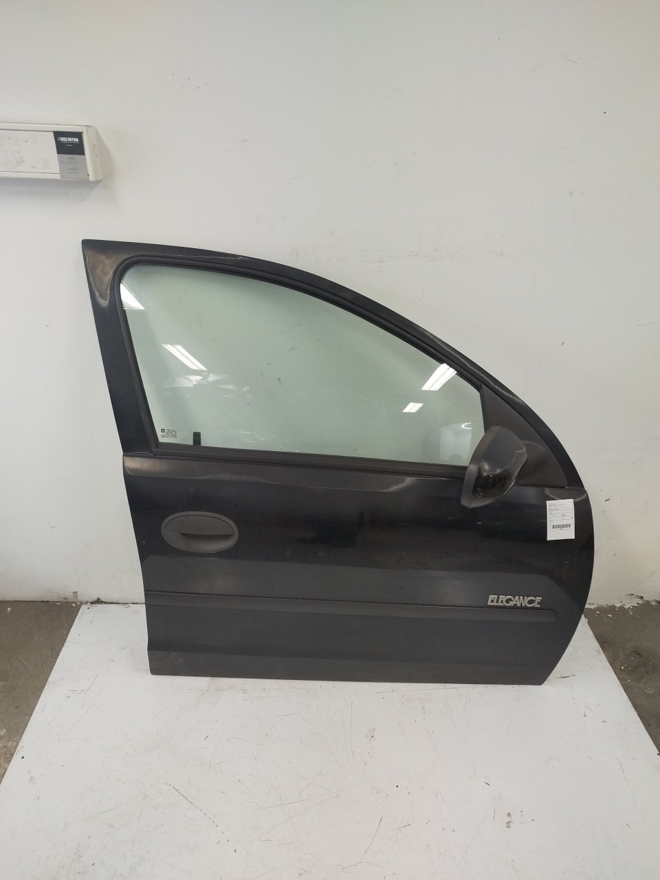 Porta Frente Dto OPEL CORSA C  de 2000 a 2009