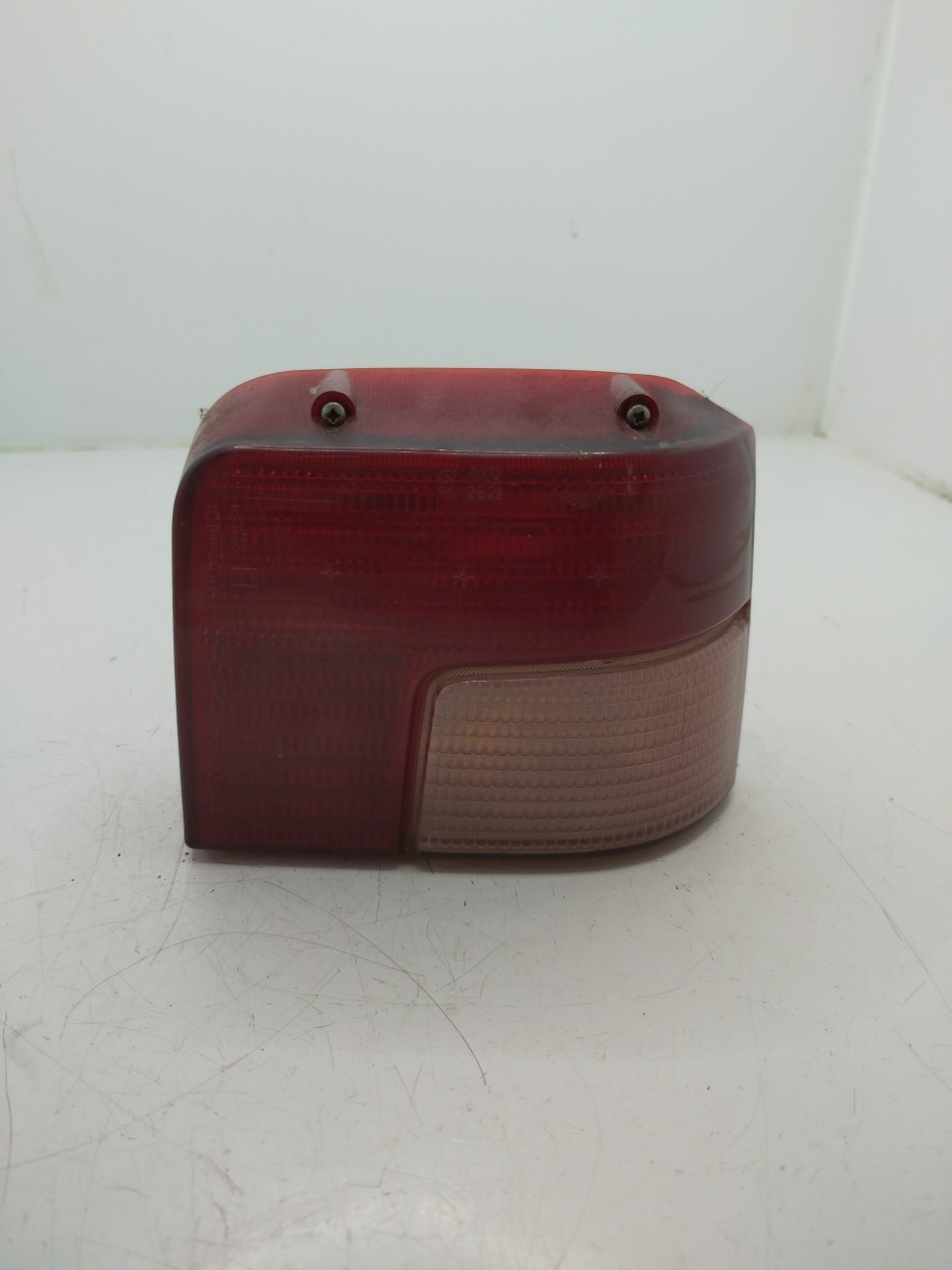 Farolim Stop Dto PEUGEOT 205 II  de 1987 a 2000