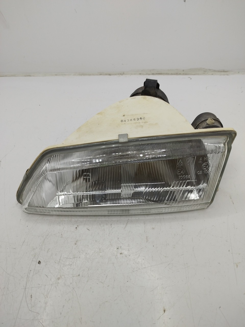 Farol/ Otica Dianteiro ESQ PEUGEOT 106 I  de 1991 a 1996