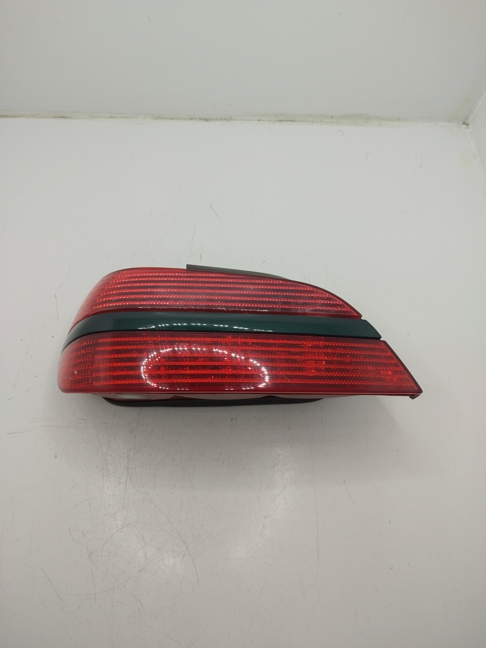 Farolim Stop Esq PEUGEOT 406  de 1995 a 2005