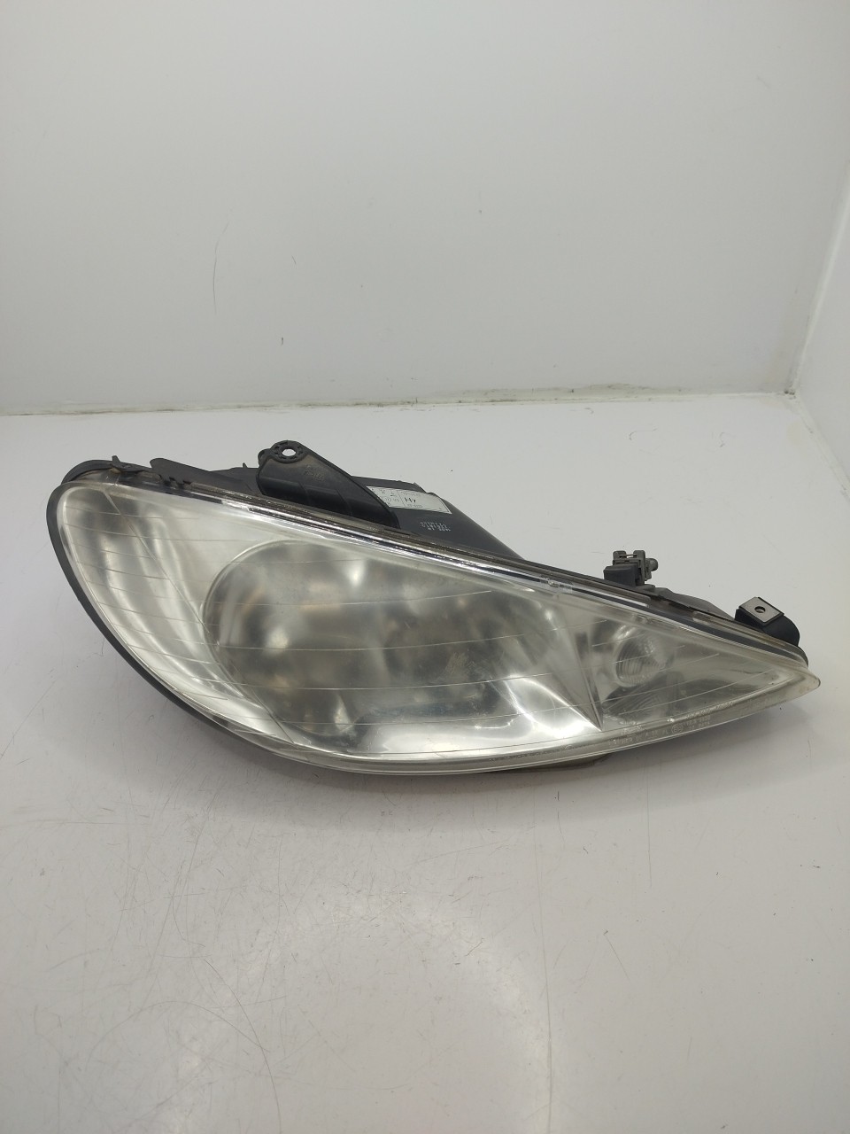 Farol/ Otica Dianteiro DTO PEUGEOT 206 Hatchback  de 1998 a 2012