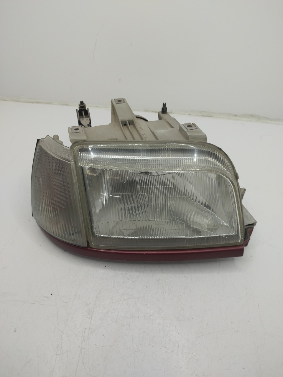 Farol/ Otica Dianteiro ESQ RENAULT CLIO I  de 1990 a 1998
