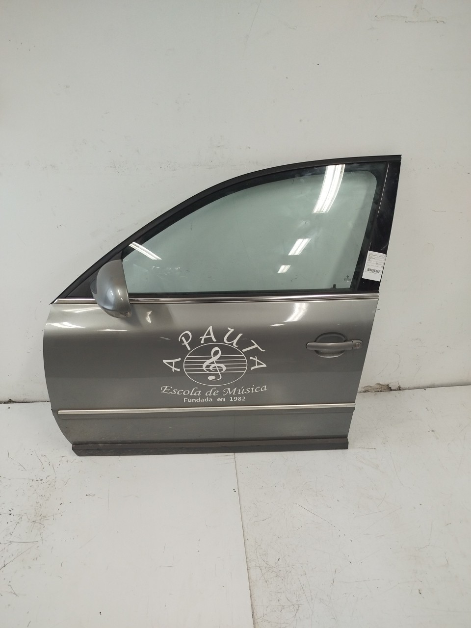 Porta Frente Esq VOLKSWAGEN PASSAT Variant  de 2000 a 2005
