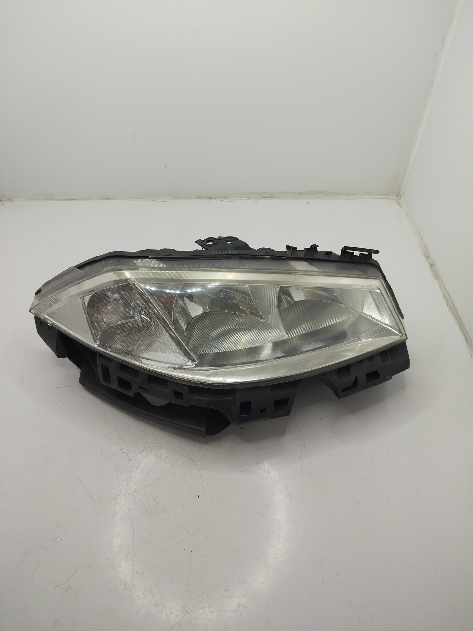 Farol/ Otica Dianteiro DTO RENAULT Megane II Break  de  a 