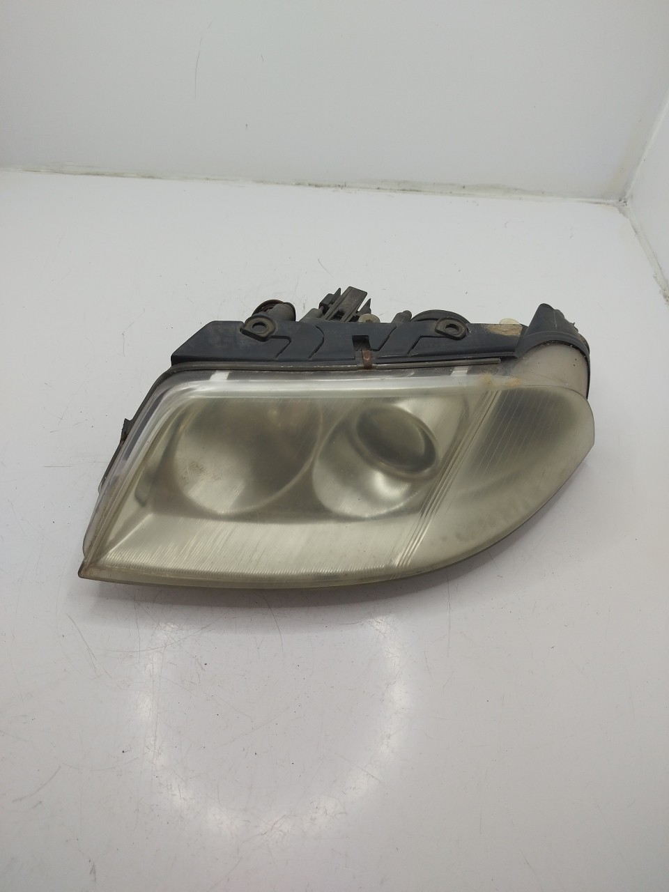 Farol/ Otica Dianteiro ESQ VOLKSWAGEN PASSAT Variant  de 2000 a 2005