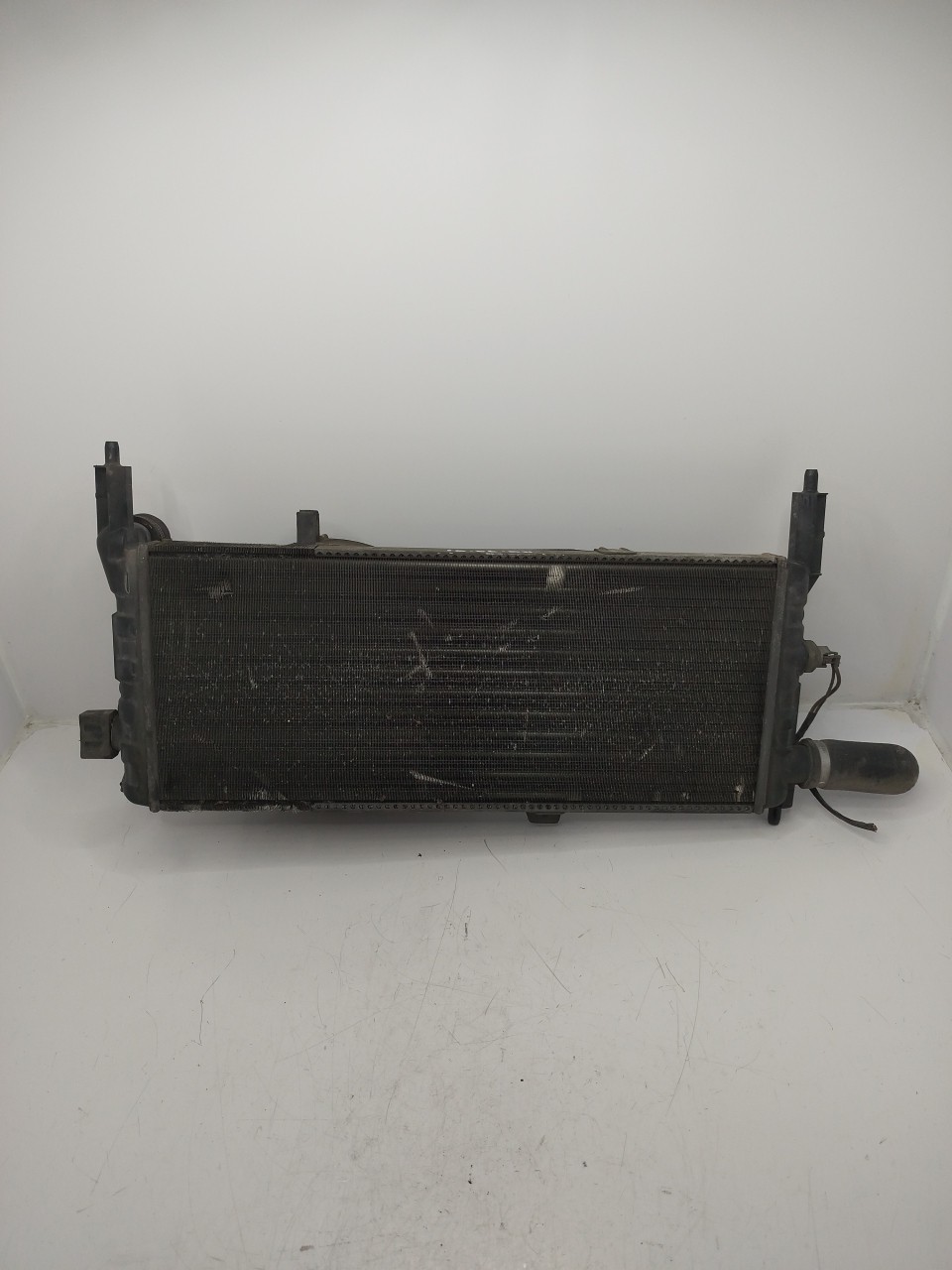 Radiador Completo  OPEL CORSA A Caixa  de 1986 a 1994