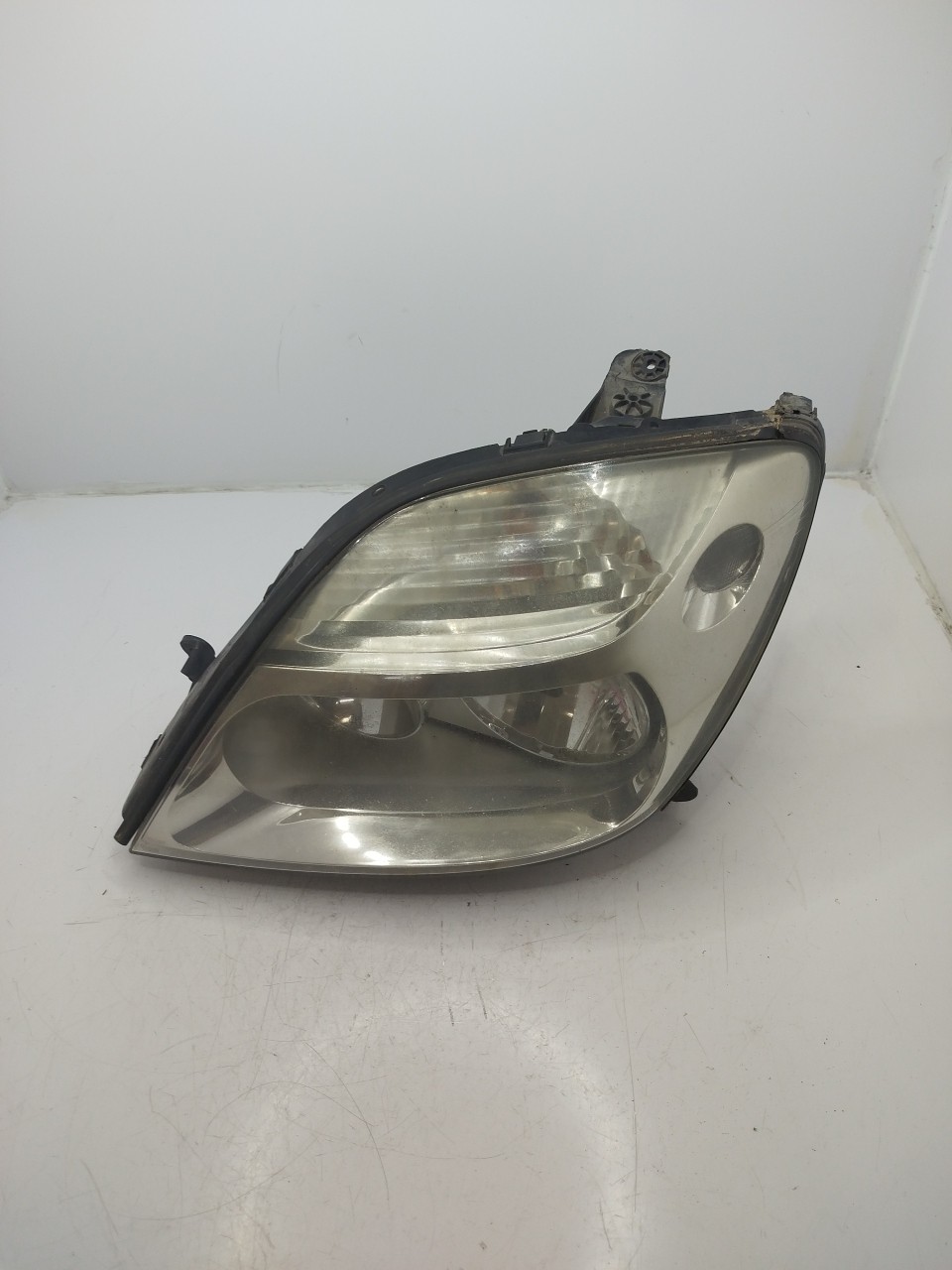 Farol/ Otica Dianteiro ESQ RENAULT MEGANE Scenic  de 1996 a 2001