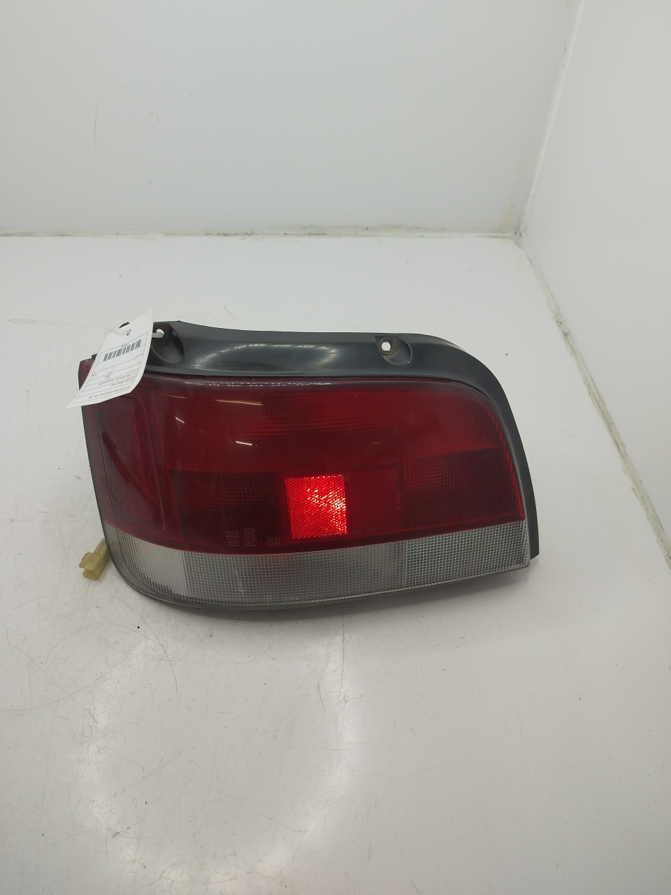 Farolim Stop Esq SUZUKI BALENO  de 1995 a 2009