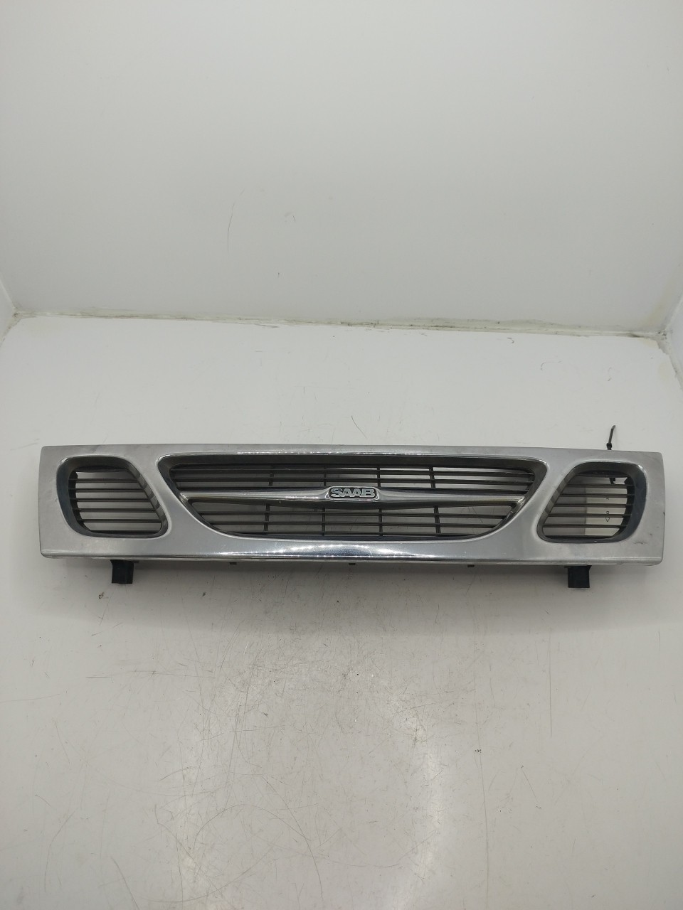 Grelha da Frente SAAB 95 Station Wagon  de 1960 a 1978