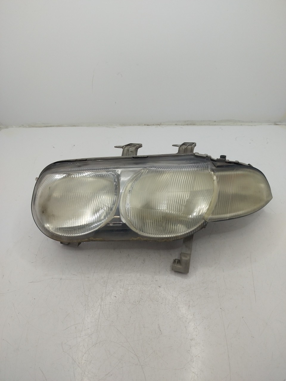 Farol/ Otica Dianteiro ESQ ROVER 45 Sedan  de  a 