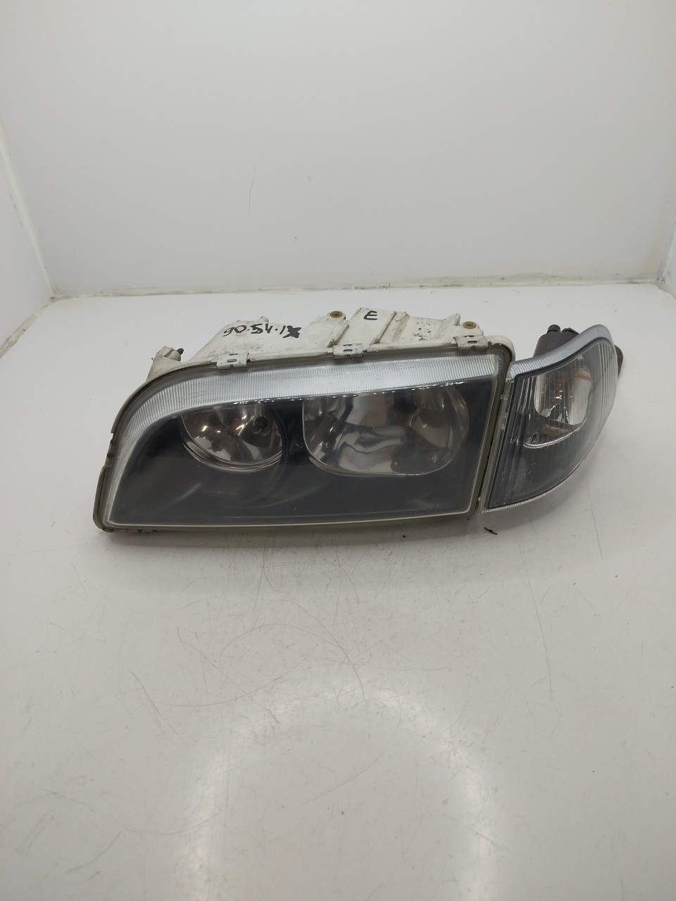 Farol/ Otica Dianteiro ESQ VOLVO V40 Combi  de  a 