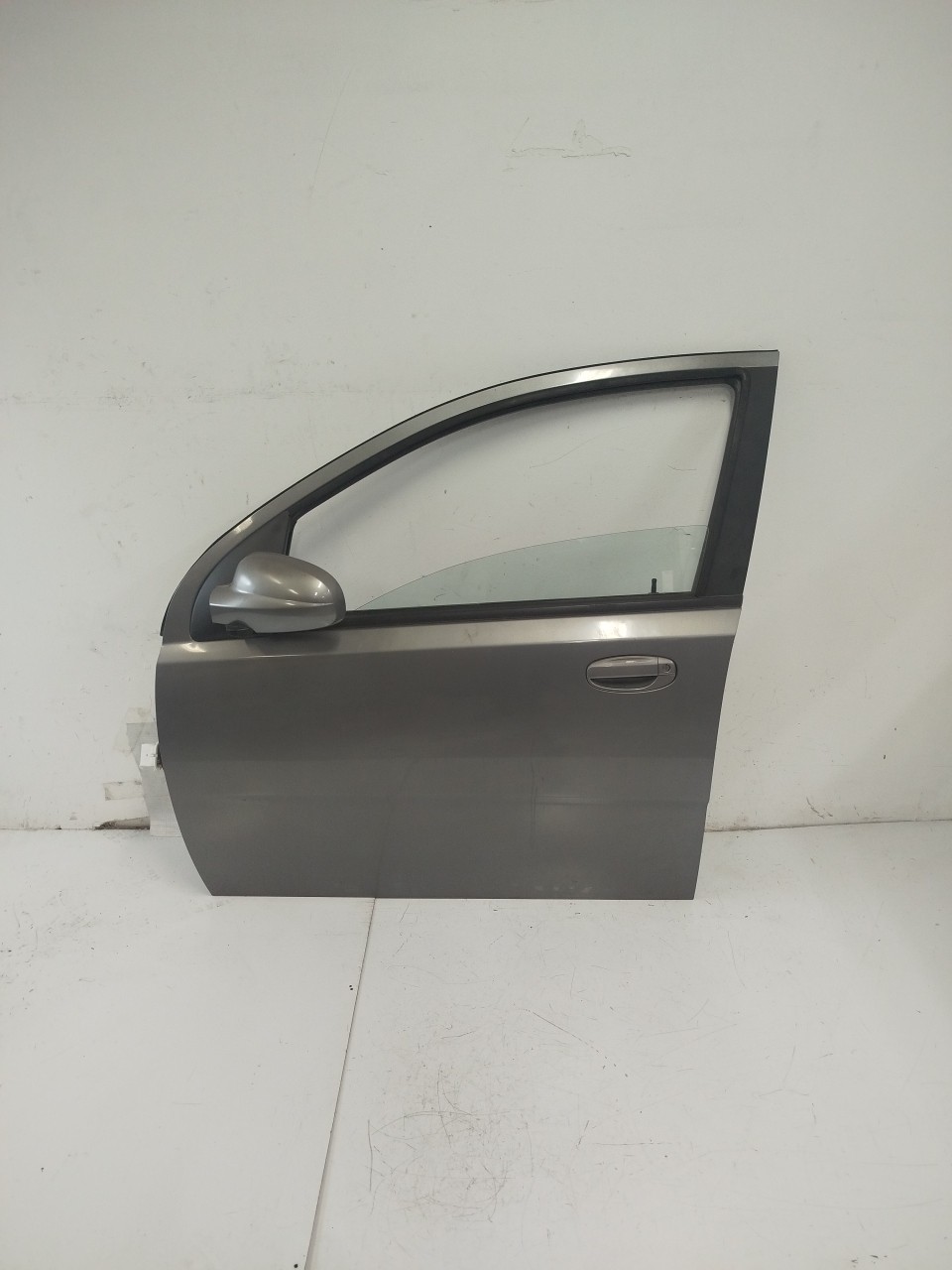 Porta Frente Esq CHEVROLET AVEO / KALOS Hatchback  de 2003 a 2008