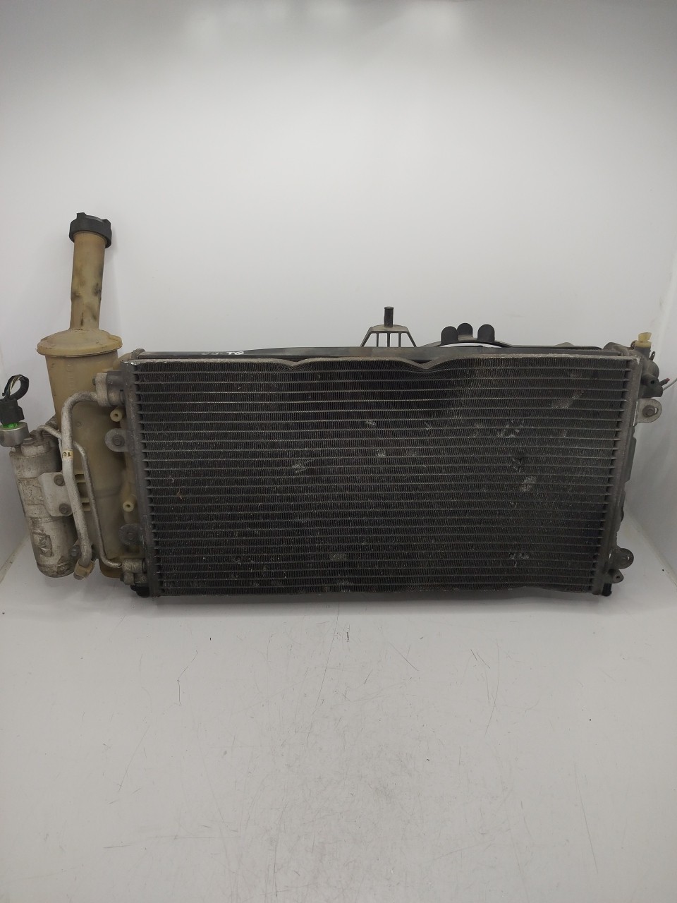 Radiador Completo  FIAT PUNTO  de 1999 a 2012