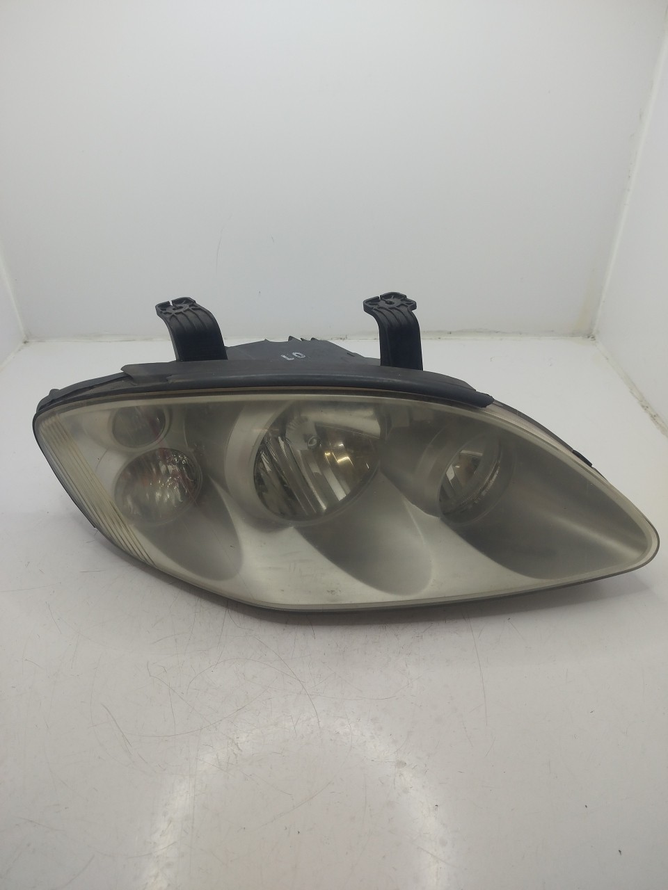 Farol/ Otica Dianteiro DTO SSANGYONG RODIUS  de 2005 a 0
