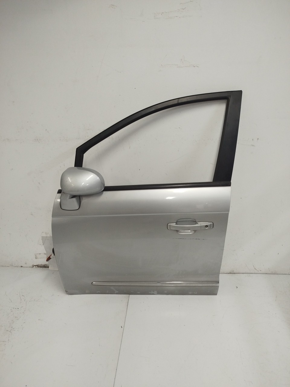 Porta Frente Esq SSANGYONG RODIUS  de 2005 a 0