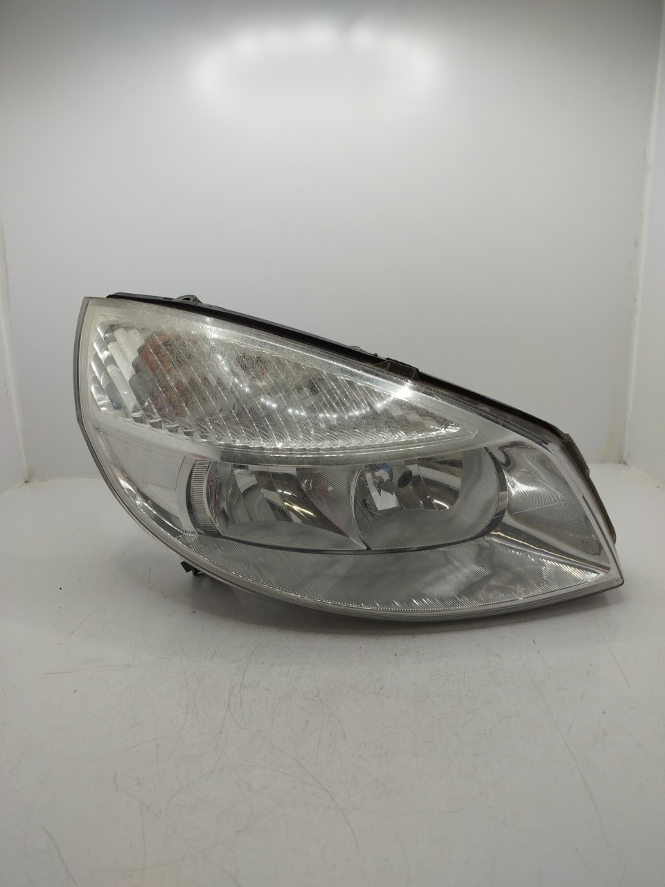 Farol/ Otica Dianteiro DTO RENAULT SCÉNIC II  de 2003 a 2010
