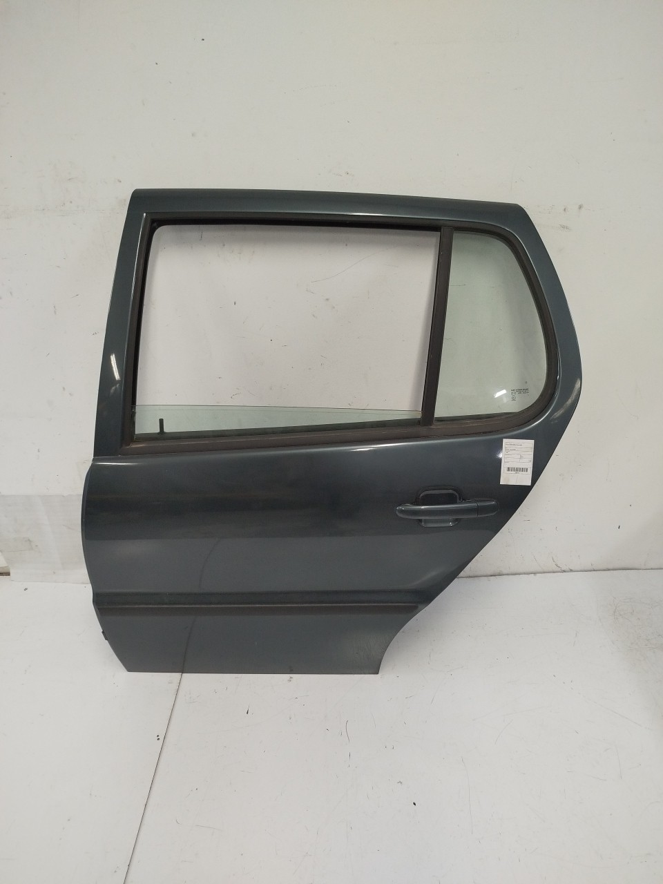Porta Tras ESQ VOLKSWAGEN Polo  de  a 