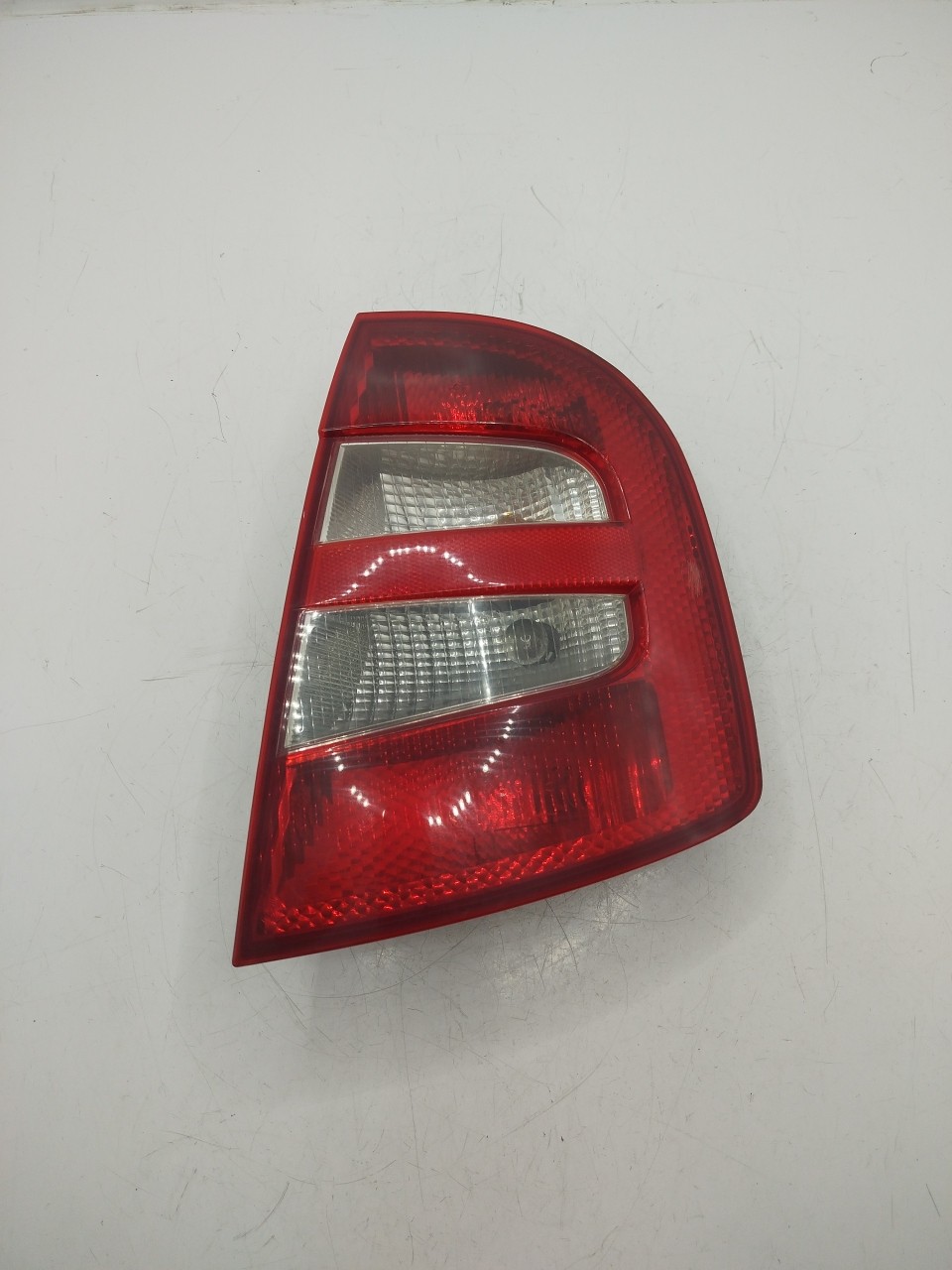 Farolim Stop Dto SKODA FABIA I  de 1999 a 2008
