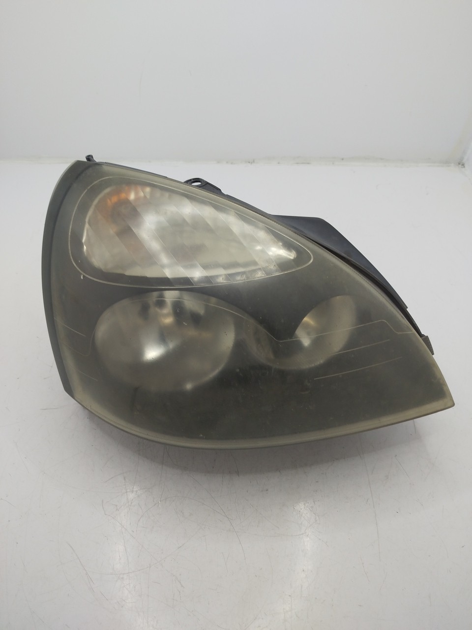 Farol/ Otica Dianteiro DTO RENAULT Clio II  de  a 