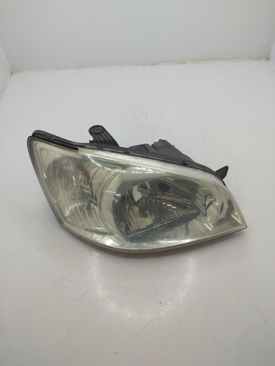 Farol/ Otica Dianteiro DTO HYUNDAI GETZ  de 2001 a 2011