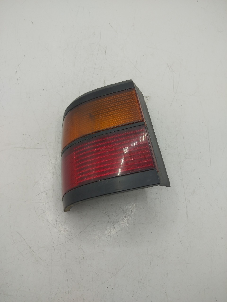 Farolim Stop Esq VOLKSWAGEN PASSAT  de 1988 a 1997